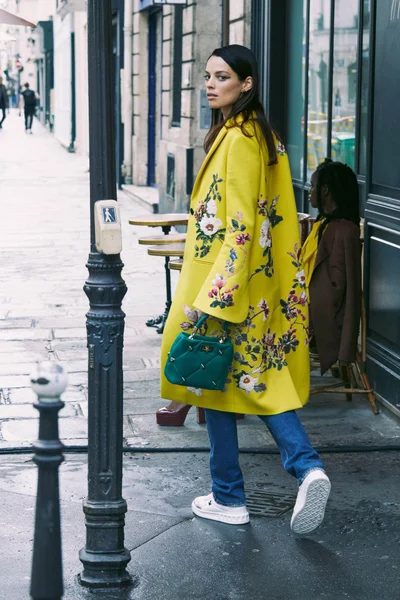 Look 13